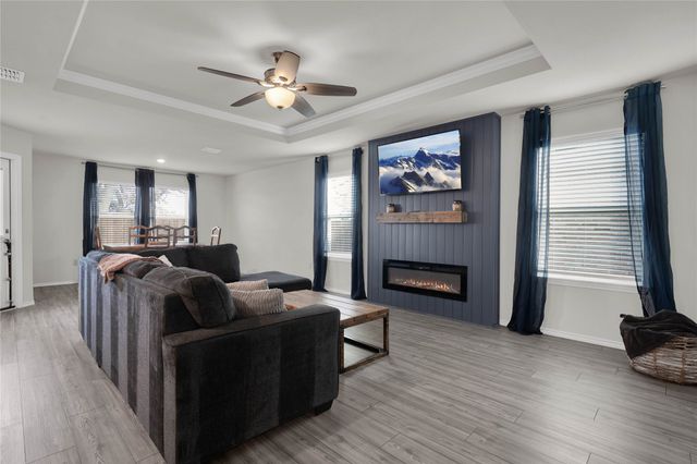 2213 Village Creek Lane, Denton, TX 76208