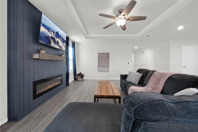 2213 Village Creek Lane, Denton, TX 76208