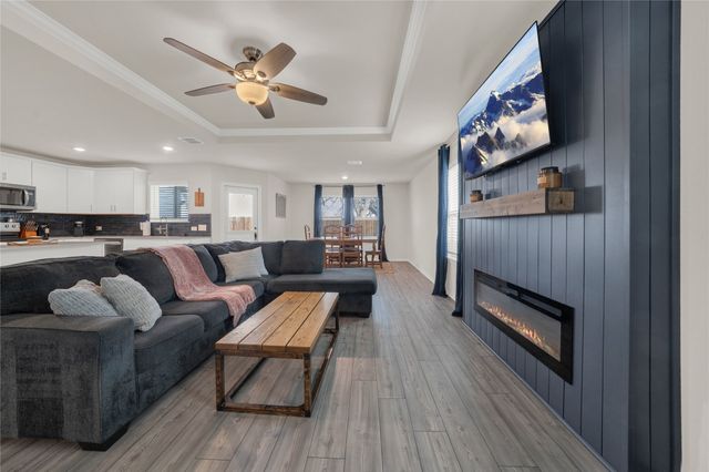 2213 Village Creek Lane, Denton, TX 76208