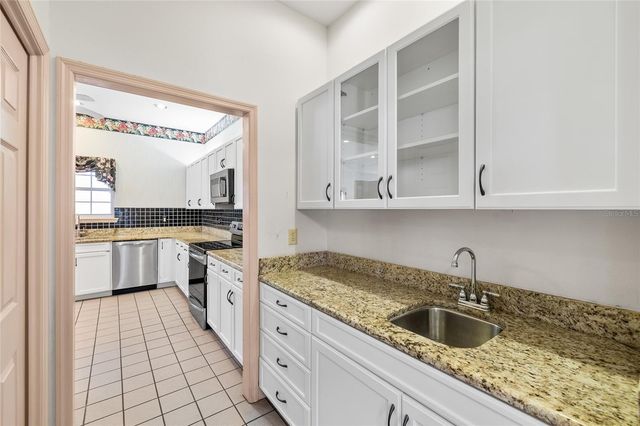 6013 S RUSSELL STREET, Tampa, FL 33611