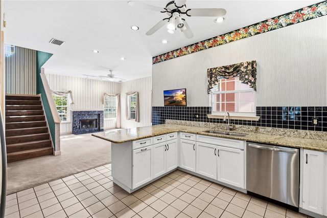 6013 S RUSSELL STREET, Tampa, FL 33611