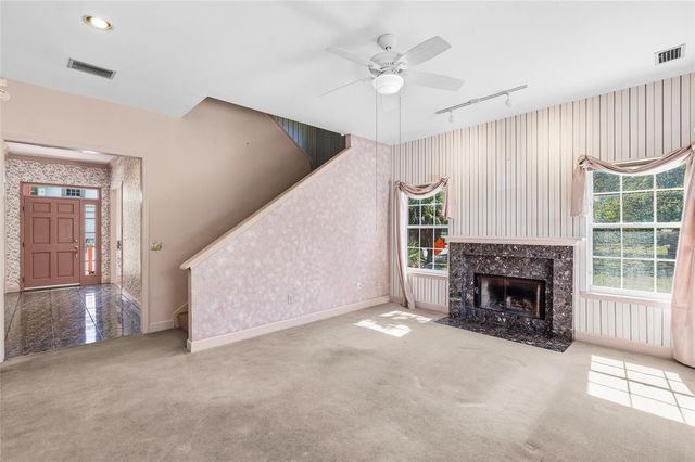 6013 S RUSSELL STREET, Tampa, FL 33611