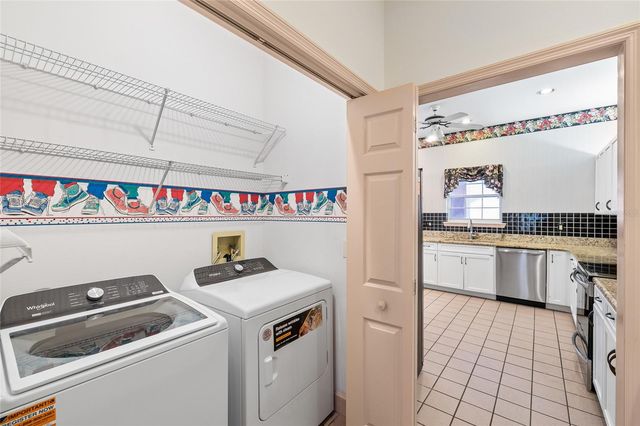 6013 S RUSSELL STREET, Tampa, FL 33611