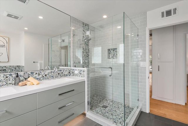 22415 Diericx Court, Mountain View, CA 94040