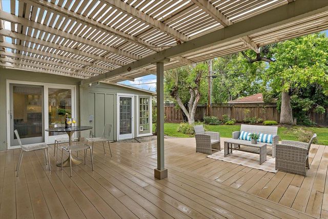 22415 Diericx Court, Mountain View, CA 94040