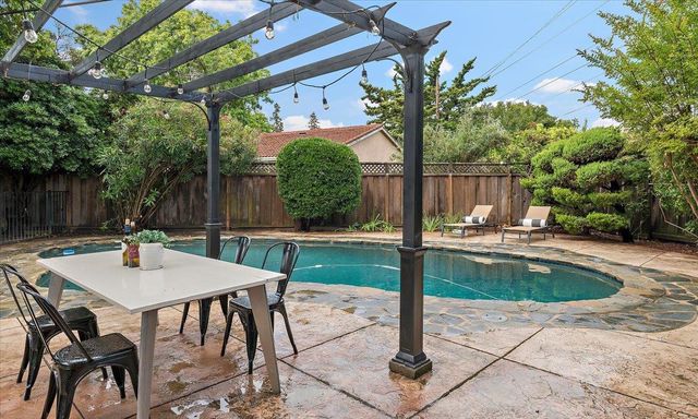 22415 Diericx Court, Mountain View, CA 94040
