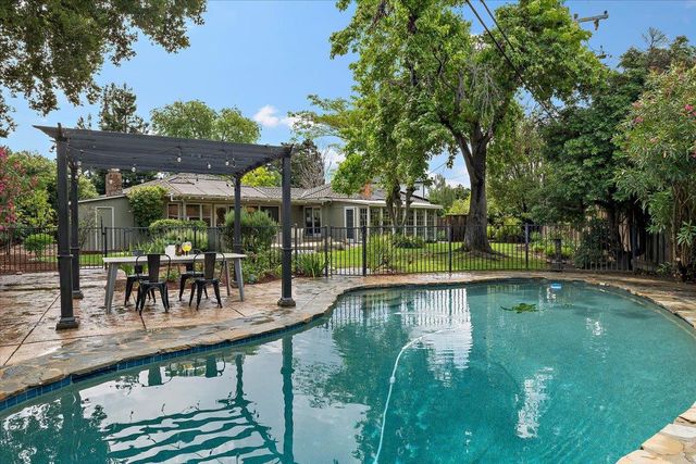 22415 Diericx Court, Mountain View, CA 94040