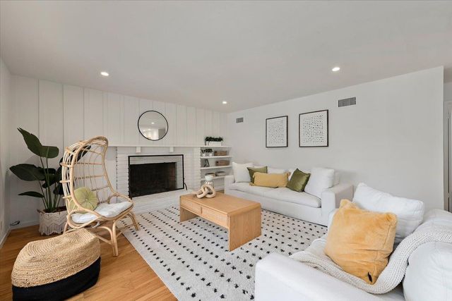 22415 Diericx Court, Mountain View, CA 94040