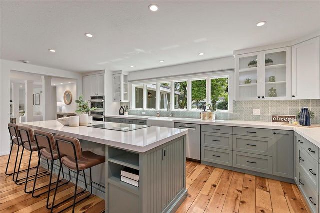 22415 Diericx Court, Mountain View, CA 94040