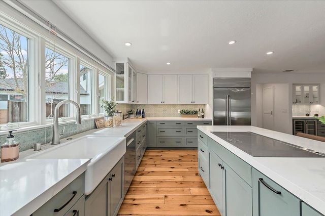 22415 Diericx Court, Mountain View, CA 94040