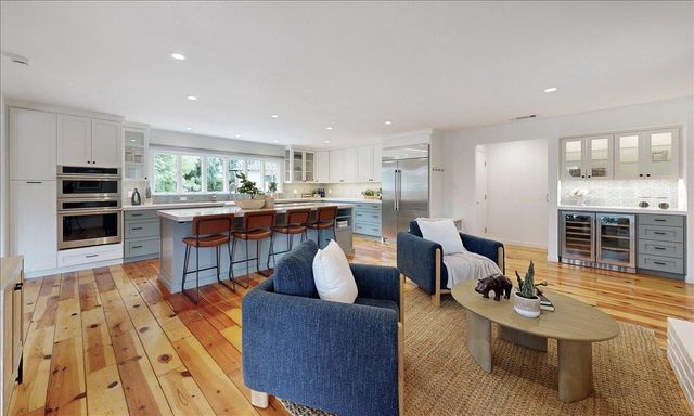 22415 Diericx Court, Mountain View, CA 94040