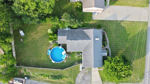 341 E MCMURRAY RD, Peters Twp, PA 15317