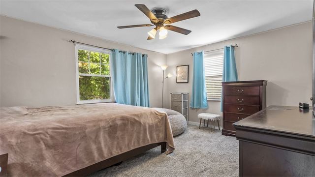 341 E MCMURRAY RD, Peters Twp, PA 15317