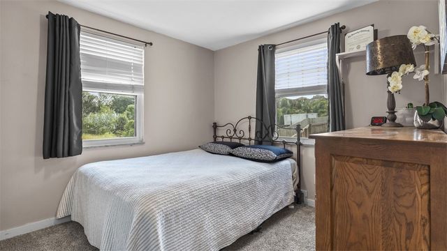 341 E MCMURRAY RD, Peters Twp, PA 15317