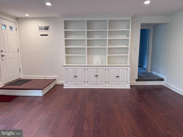 112 YARDLEY COMMONS, Yardley, PA 19067