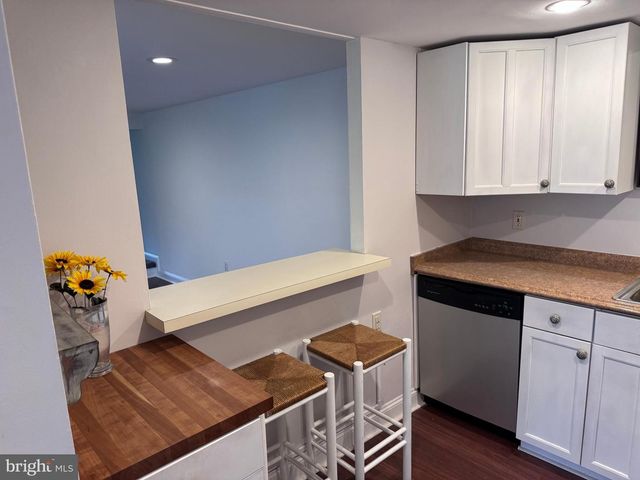 112 YARDLEY COMMONS, Yardley, PA 19067