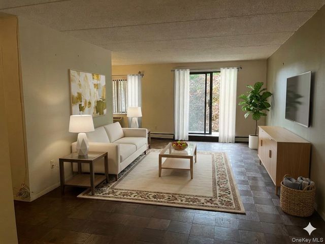 687 Bronx River Road Road 2A, Yonkers, NY 10704
