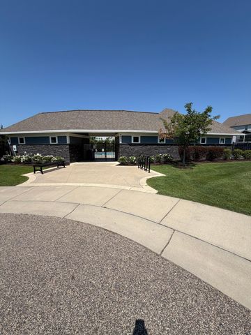 1309 Shadow Creek Curve, Eagan, MN 55123