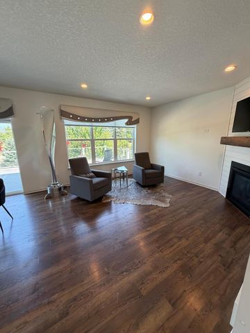 1309 Shadow Creek Curve, Eagan, MN 55123