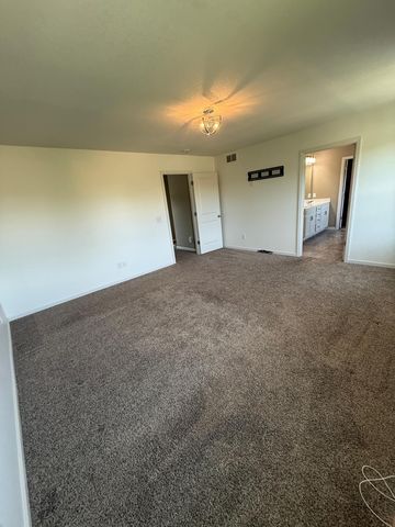 1309 Shadow Creek Curve, Eagan, MN 55123
