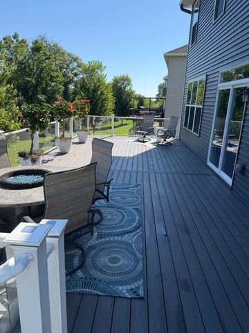1309 Shadow Creek Curve, Eagan, MN 55123