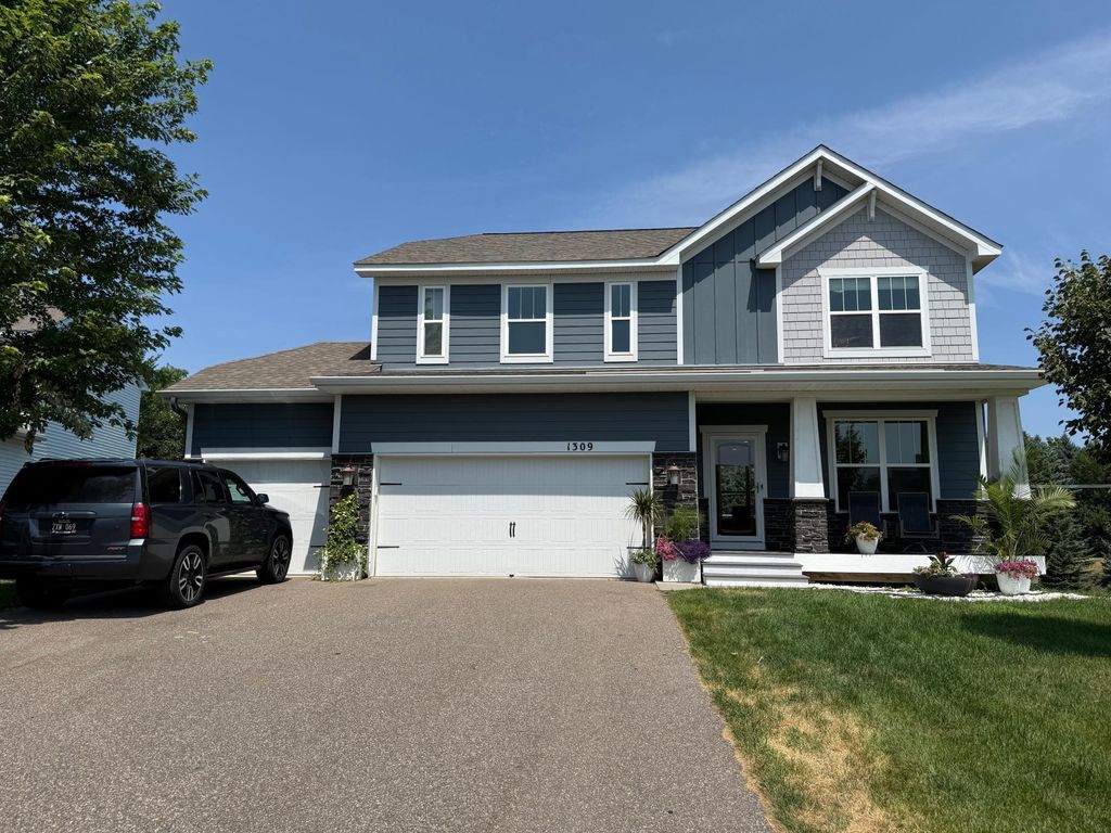 1309 Shadow Creek Curve, Eagan, MN 55123