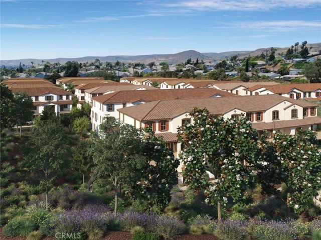 551 Toledo Way, Oceanside, CA 92057