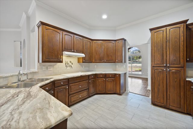 2045 Chisholm Trail, Rockwall, TX 75032