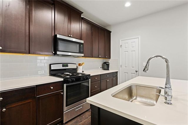 5308 Golden Canary LN, Austin, TX 78723