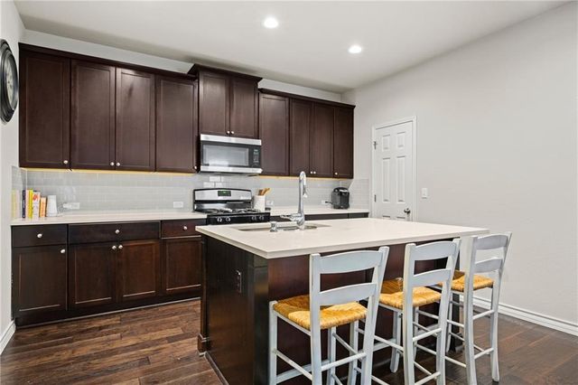 5308 Golden Canary LN, Austin, TX 78723