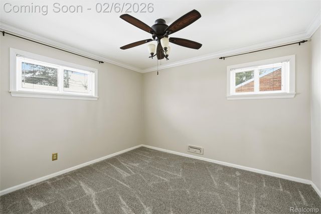 28184 Elmira Street, Livonia, MI 48150