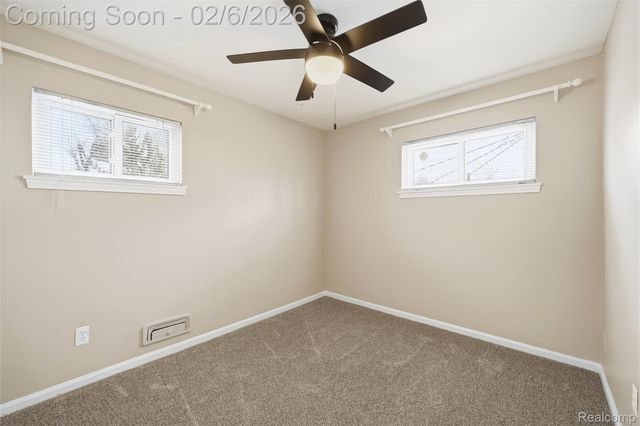 28184 Elmira Street, Livonia, MI 48150