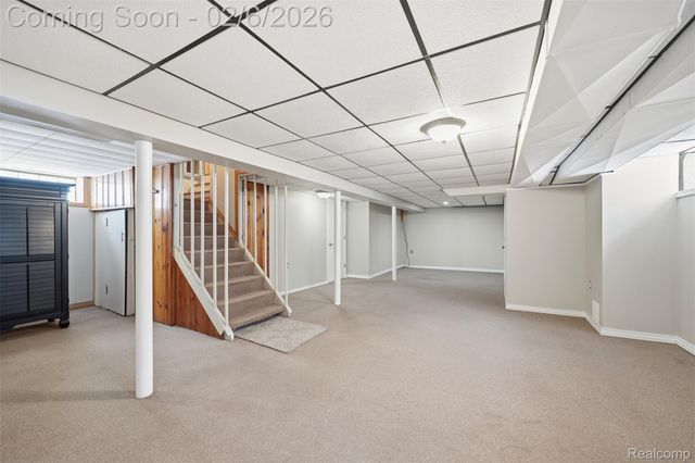 28184 Elmira Street, Livonia, MI 48150