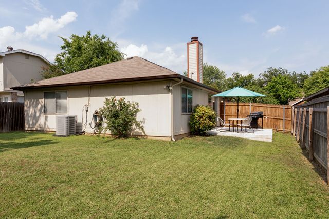 6713 Windwillow Drive, Fort Worth, TX 76137