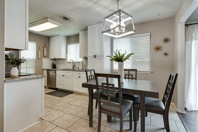 6713 Windwillow Drive, Fort Worth, TX 76137