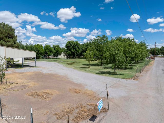 653 W Taylor Road, Las Cruces, NM 88007