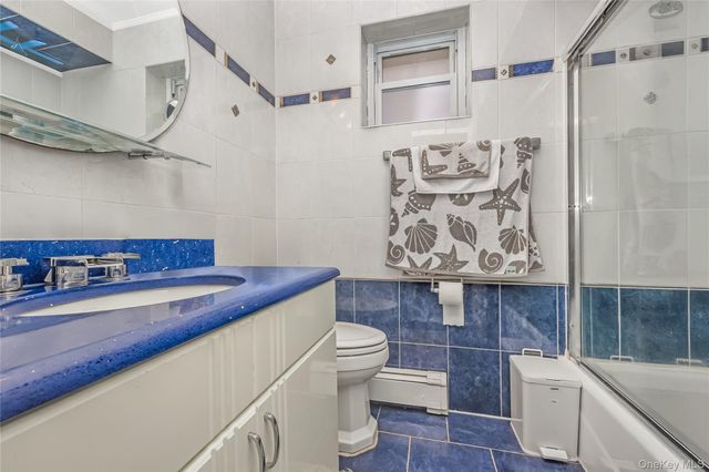 7159 58th Road, Maspeth, NY 11378