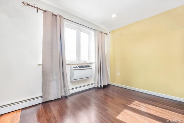 7159 58th Road, Maspeth, NY 11378