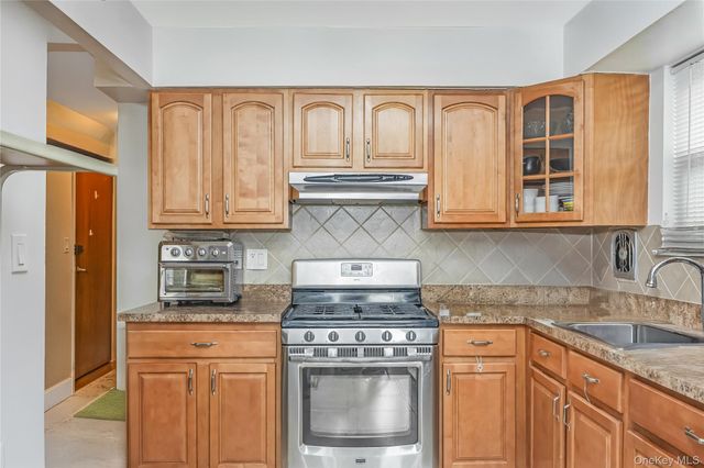 7159 58th Road, Maspeth, NY 11378