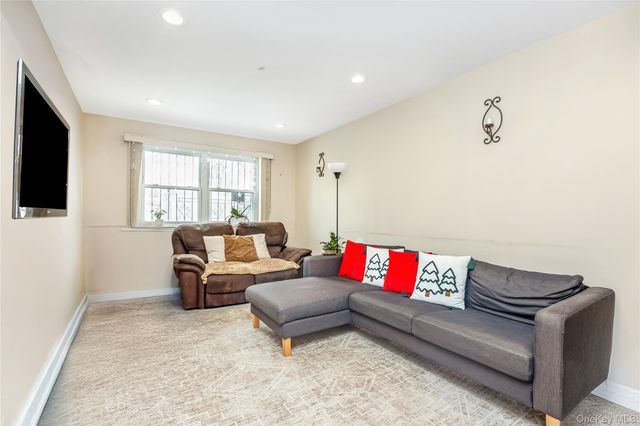 7159 58th Road, Maspeth, NY 11378