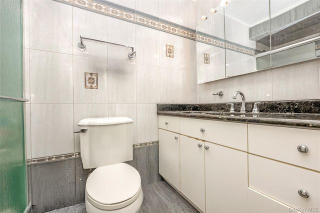 7159 58th Road, Maspeth, NY 11378