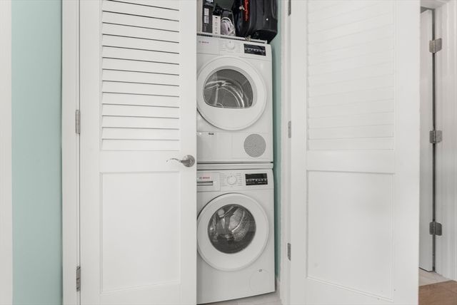 60 Babcock St 53, Brookline, MA 02446