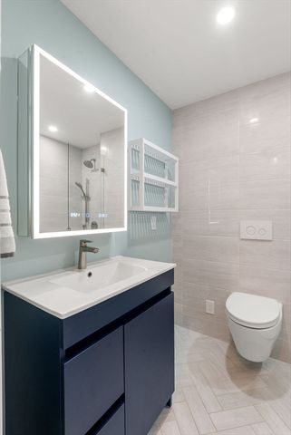 60 Babcock St 53, Brookline, MA 02446