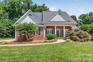 932 Gristmill Drive, Rock Hill, SC 29732