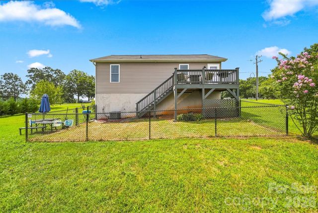 4548 Bethel Church Road, Hickory, NC 28602