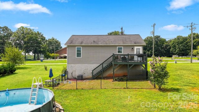 4548 Bethel Church Road, Hickory, NC 28602