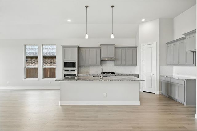 4361 Biddle Street, Midlothian, TX 76065