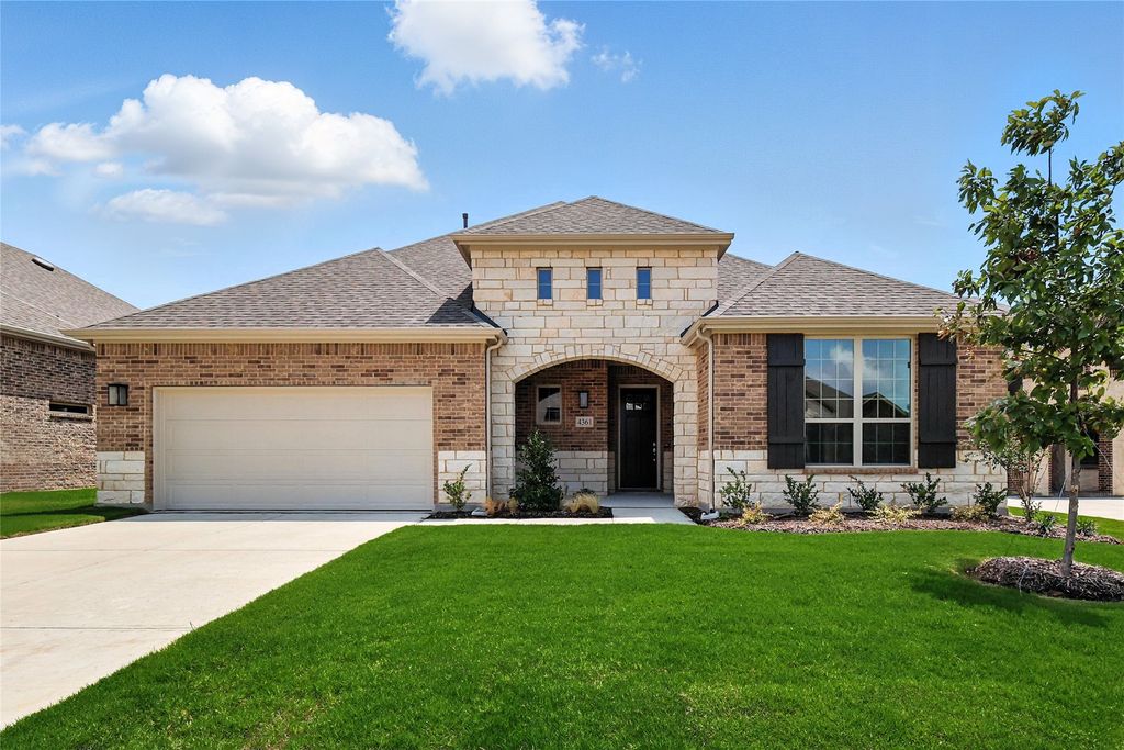 4361 Biddle Street, Midlothian, TX 76065