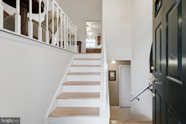 3824 BEECH DOWN DR, Chantilly, VA 20151