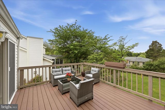 3824 BEECH DOWN DR, Chantilly, VA 20151